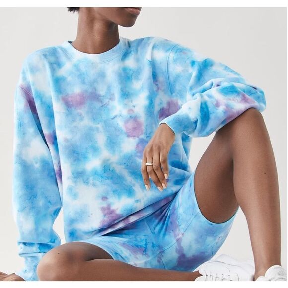 La Detresse - Blueberry Mystic Pullover - Picture 1 of 12